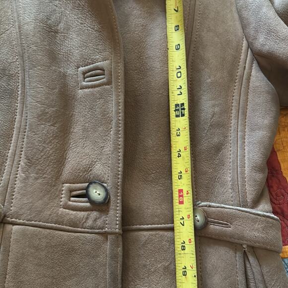 Lord & Taylor Vintage Tan Leather Shearling Coat - suede small - Picture 8 of 10